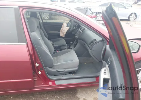 2005 Honda Accord 2.4 Ex from USA, damaged, VIN 1HGCM56715A180952